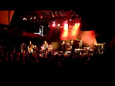 DARK IDOLS - BURNED ALIVE  (live 2012)