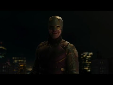 Daredevil vs She-Hulk | Türkçe Altyazılı