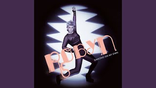 Dancing On My Own (Radio Version)