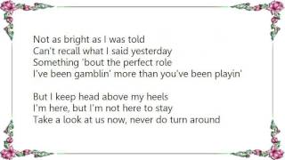 Backyard Babies - Earn the Crown Lyrics