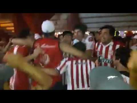 "Llego el dia esperado te vengo alentar" Barra: La Banda del Camion &bull; Club: San Martín de Tucumán