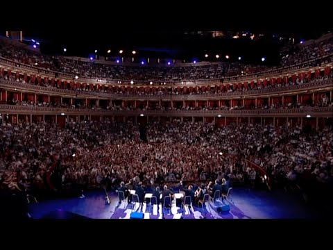 La Orquesta De Ukelele De Gran Bretaña Interpreta "Oda a La Alegría"
