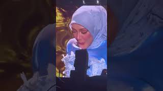 Download lagu Erra Fazira - Yang Terindah Hanyalah Sementara Live Konsert Sembilu The Reunion di Axiata Arena  mp3