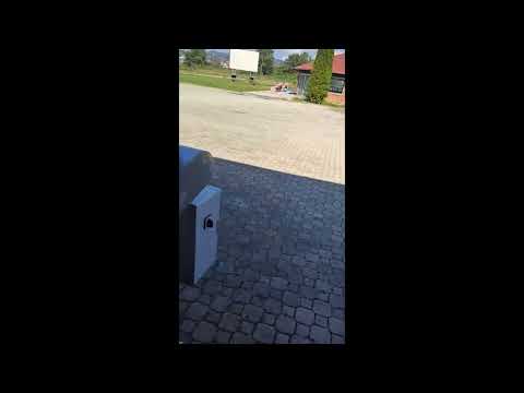 Mašina za čišćenje borovnica 2u1.Macchina 2 in 1 per la pulizia dei mirtilli selvatici.