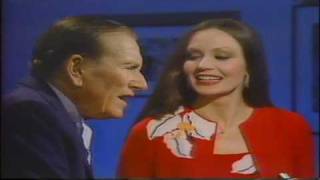 Crystal Gayle &amp; Hoagy Carmichael-In The Cool Cool Cool Of The Evening