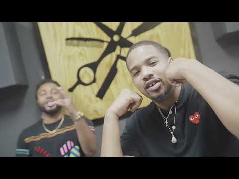 Pluggbrotherz - The Race Freestyle (Official Video)