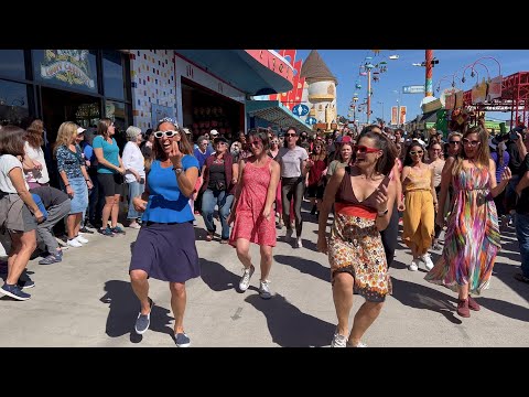 Freedom Flashmob at Boardwalk - Santa Cruz, CA - March 20, 2022 - Song by JON BATISTE