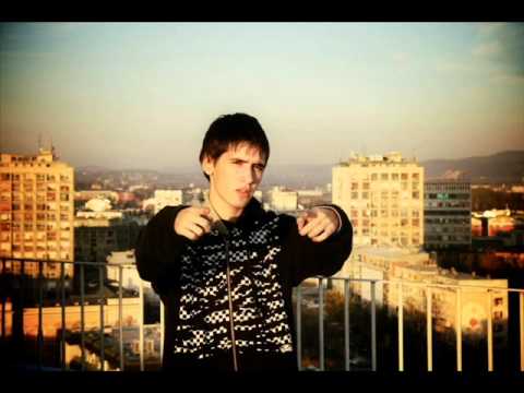 Revolt ( Central ) feat. Pablo - Na pola puta