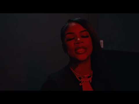 Molly Brazy - Weird Weird (Official Video)