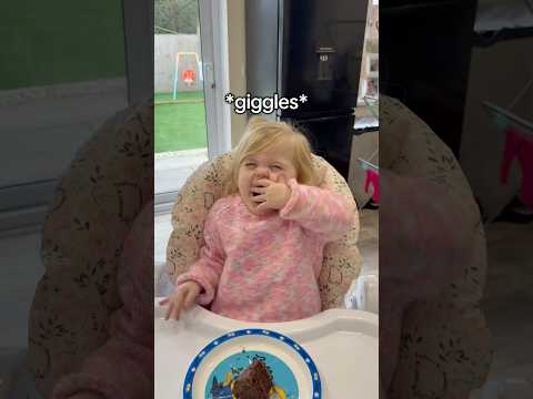 Arabella gets a cake 😂