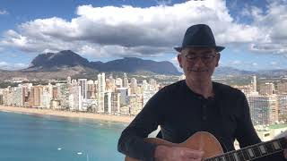 ANDO COMO HORMIGUITA. Silvio Rodríguez