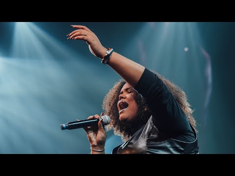 LAVINNIA & @GetWorship - QUEM É ESSE + VITORIOSO ÉS