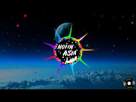 DJ gaun merah Nofin Asia