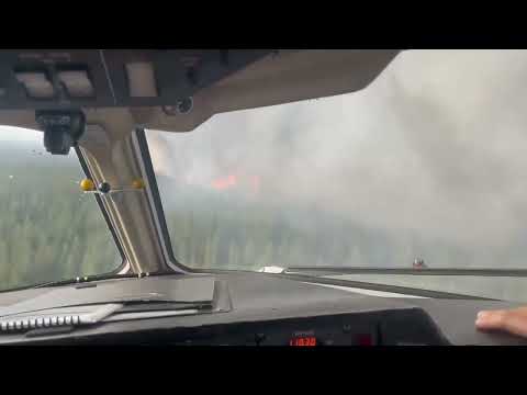 Cockpit BAe-146 Air Tanker Aerial Firefighting Retardant Drop.