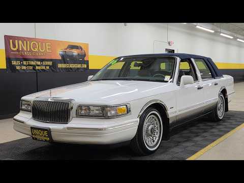 1996 Lincoln Town Car (CC-2020691) for sale in Mankato, Minnesota