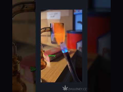 So satisfying dab rig cleaning 🍀 #shorts