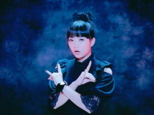 ハードロック・ヘヴィメタルのレジェンドをオマージュしたASTERISMのMV「STARDOM」が公開!庄村聡泰が所属するクリエイティブチーム"SNACK NGL"が衣装を担当! 17 YouTubeサムネイル