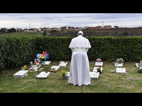 Missa com o Papa - Capela do Cemitério Teutônico (02/11/2020)