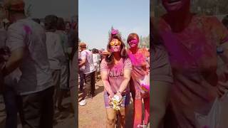 Download lagu Itna maza kyu aa raha hai! #Rimashorts#shorts #youtubeshorts  #holi#khasakothi mp3
