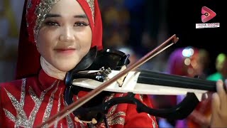 Download lagu ADIKKU SAYANG OH ADIKKU SAYANG.. I KHITANAN - EZZURA VOC DINA LIVE SHOW TERBARU #qasidah #ezzura mp3