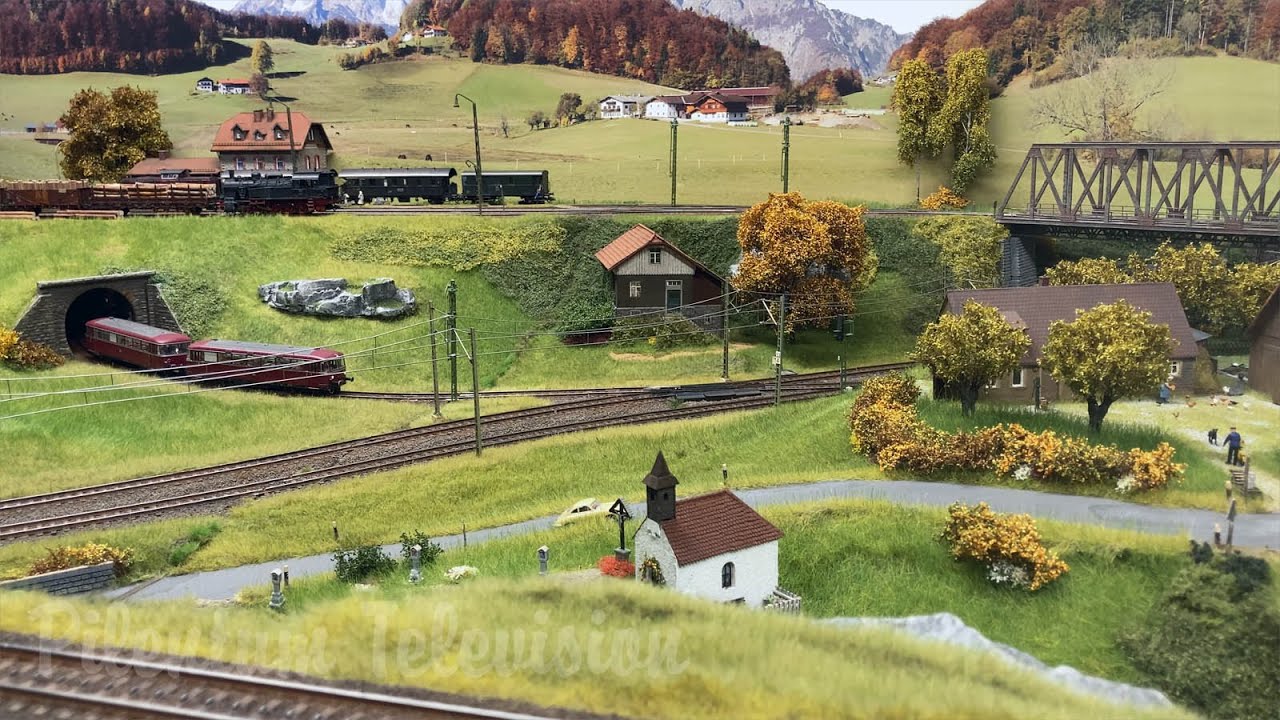 Masterpiece in Rail Transport Modeling: A Multi Level Model Railroad Layout in HO scale