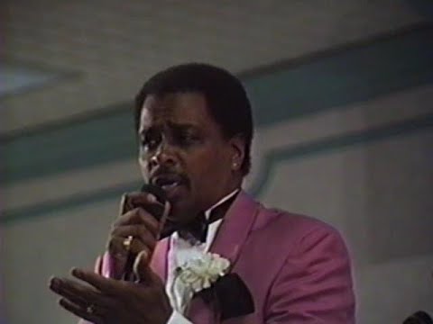 Earl Lewis and the Channels "That's My Desire"  Live - 1993