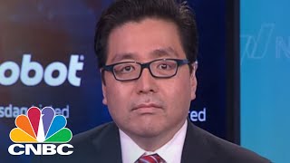 In The Battle Between Bitcoin And Bitcoin Cash, Fundstrat's Tom Lee Says "Buy Bitcoin" | CNBC