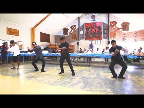 Kiribati - Betaera Boys Dance Remix Bwa reken nanou