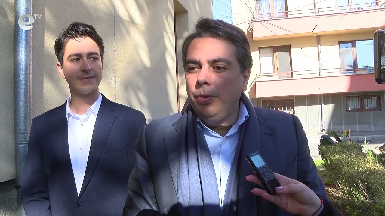 Асен Василев коментира докъде са стигнали преговорите за създаването на правителство