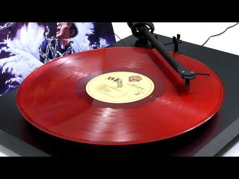 Dio - Rainbow in the Dark (Official Vinyl Video)