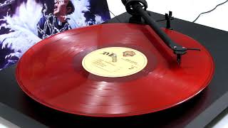 Dio - Rainbow In The Dark (Official Vinyl Video)