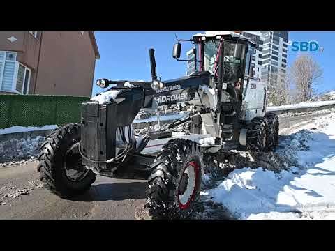 KDZ.EREĞLİ BELEDİYESİ'NİN KARLA MÜCADELE MESAİSİ SÜRÜYOR