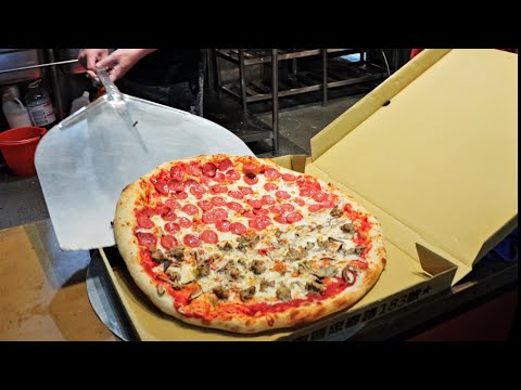 Pizza gigante artesanal - comida taiwanesa