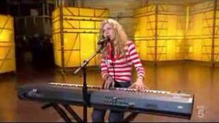 Brooke White (American Idol Season 7 Episode 9)