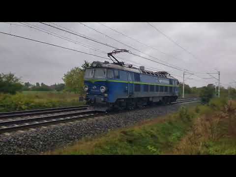 Dwa pociągi w Kolumnie 12.10.2023