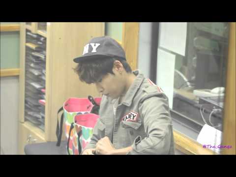 [Fancam] 130521 Ryeowook with enjoying happy meal