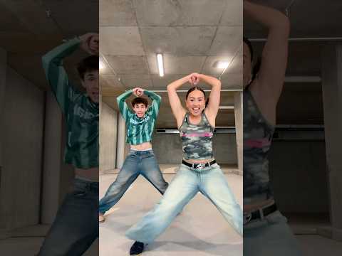 ESTA NOCHE SLOWED DANCE TREND 🕺🤭🔥 | Cadel and Mia 💚 #shorts #dance