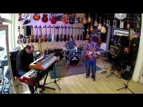 Mauro Mulas Trio #1 Tequila