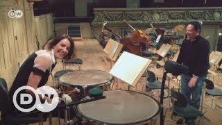 Alondra de la Parra takes a drum lesson from Benjamin Forster | Musica Maestra