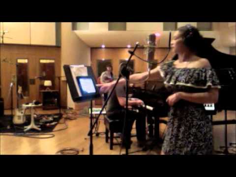 Alice Fredenham Videos | ReverbNation Alice Fredenham Videos | ReverbNation