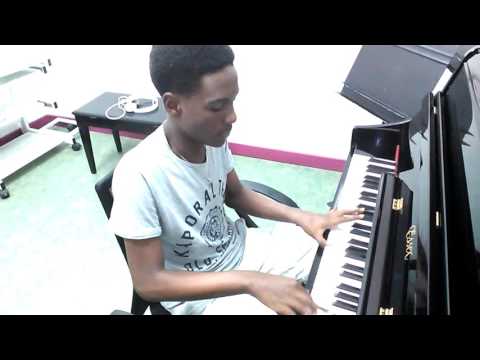 Stacy feat JmaX - Laisse-Moi T'aimer [au Piano] - Evens Venvens