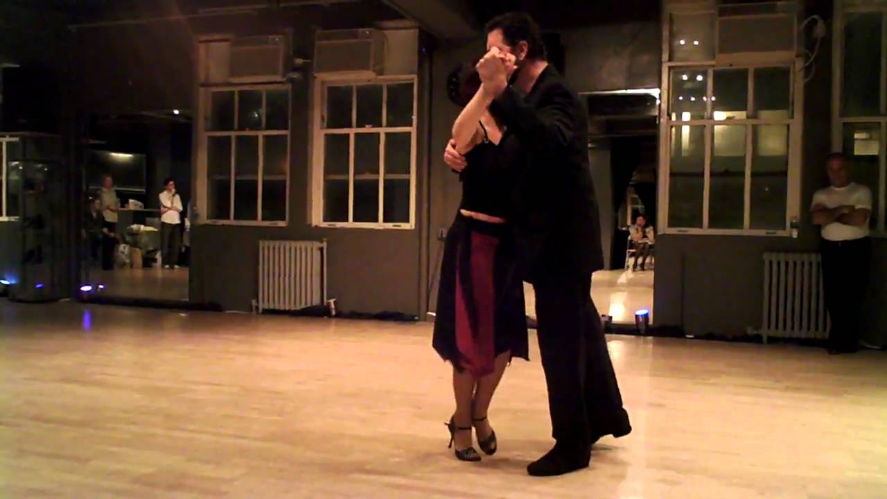Maria Olivera & Gustavo Benzecry Saba: Argentine Tango - Tarareando