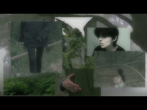 narrow + flat lower body.