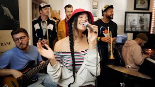 Download lagu Huntertones   Melissa McMillan - 'You Gotta Be' [Live From Adam's Room] mp3