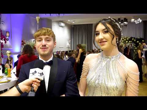 Studniówka 2022 w I LO w Końskich. PEŁNA RELACJA