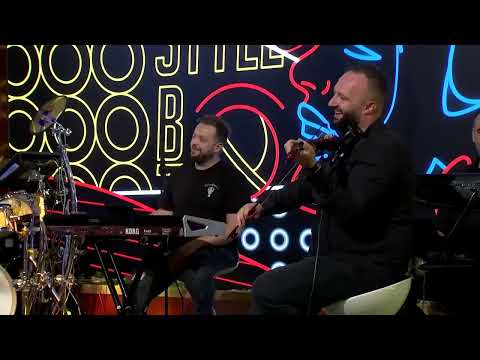Ymer Bajrami & Bujari Vogël - Sillu Sillu Botë e Vjetër - Live - Robi Plaket Kur Don Vet