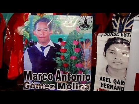 Familien der vermissten Studenten protestieren in Mexiko