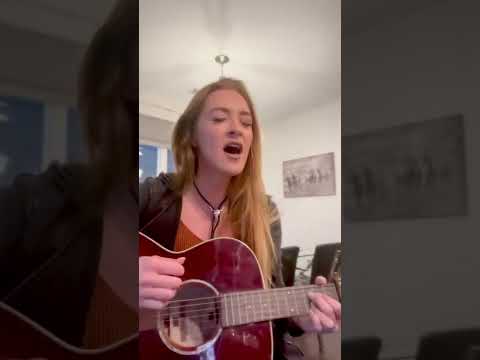 Dust on the Bottle (Cover) - Sarah Ryder #countrymusic #dustonthebottle #cover #singing #shorts