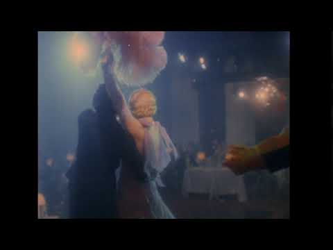 Original trailer montage for La Cage aux Folles (1978): St. Tropez exteriors cut with nightclub dressing-room chaos