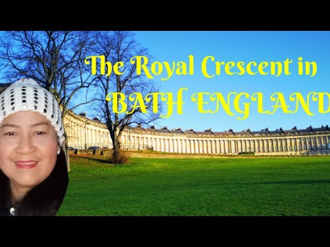 THE ROYAL CRESCENT IN BATH ENGLAND